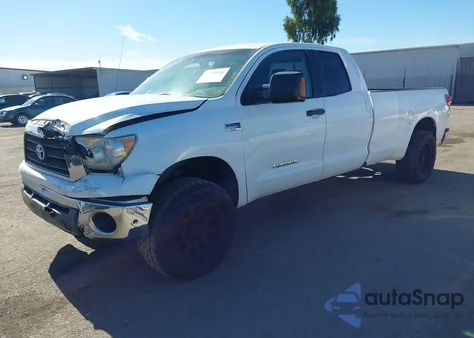 2008 Toyota Tundra Base 5.7L V8 из США, поврежденный, VIN 5TFSV54128X005634